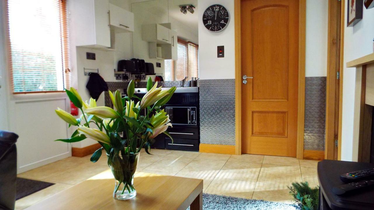 Flat 14D Bayhead Daire Stornoway  Dış mekan fotoğraf