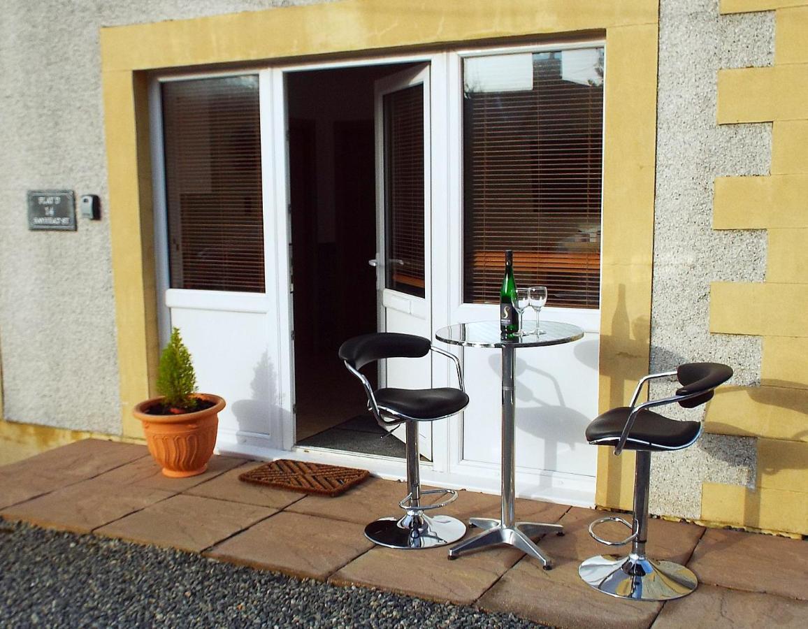 Flat 14D Bayhead Daire Stornoway  Dış mekan fotoğraf